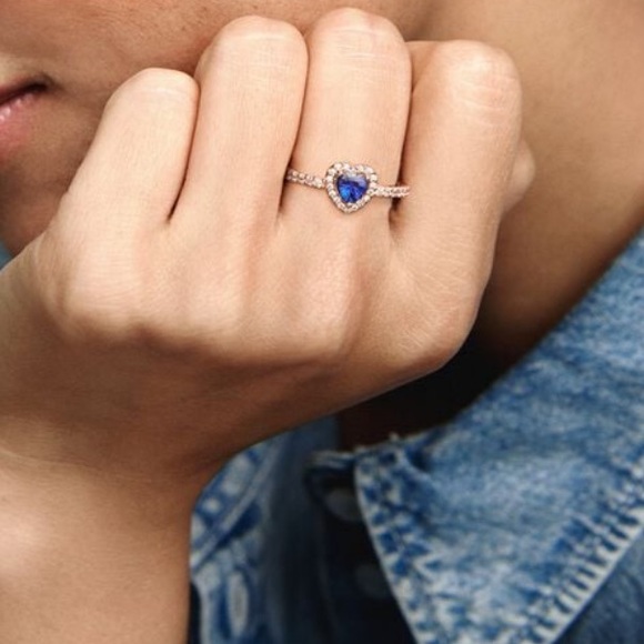 Sparkling Blue Elevated Heart Ring - Picture 7 of 12